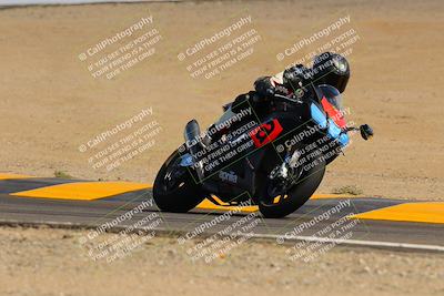 media/Oct-03-2022-Moto Forza (Mon) [[5f077a3730]]/Advanced Group/Session 5 (Turn 12)/